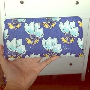 Guess Blue flowery Wallet